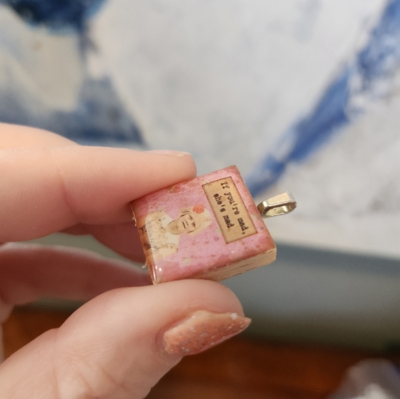 Scrabble Tile Best Friend Sisters friendship Vintage style Whimsical Handmade - Picture 9 of 10